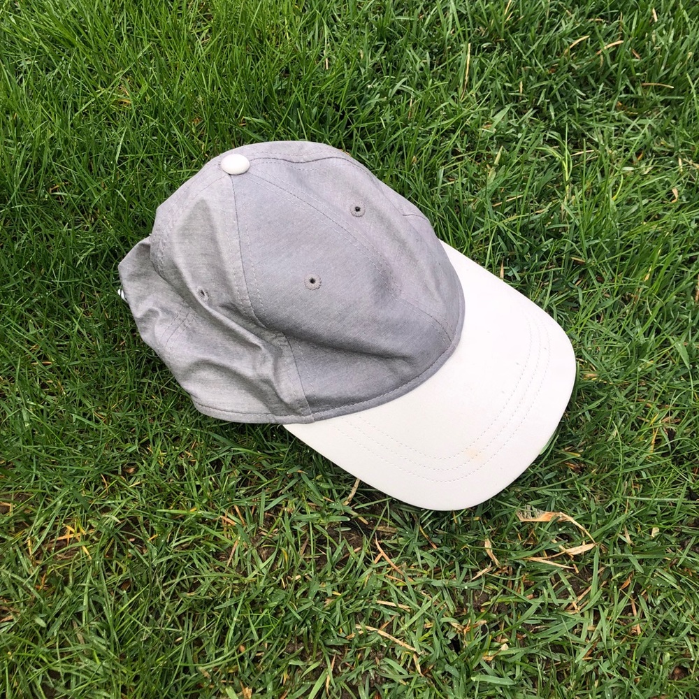 LULU LEMON HAT